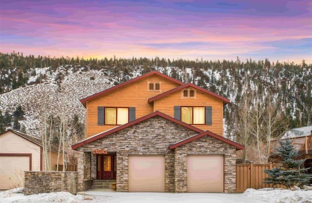 Hudson Hideaway, your home away from home