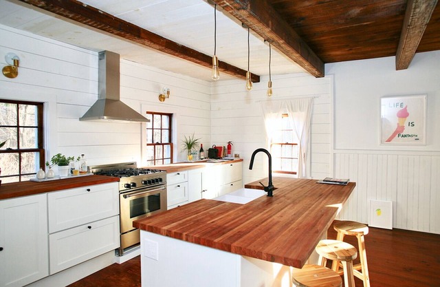 Modernes antikes Bauernhaus im Hudson Valley