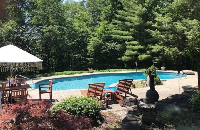Hudson Valley Hideout with pool and hot tub