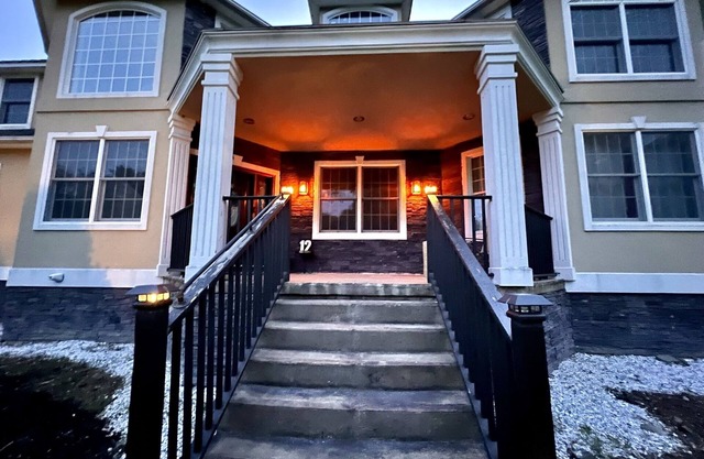 *Brand New* Spiti Helios in the Hudson Valley (with HOT TUB)