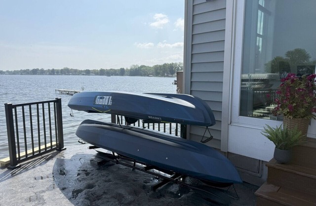 Huge 4BR Lake House | Lake Front | Hot Tub | Pets