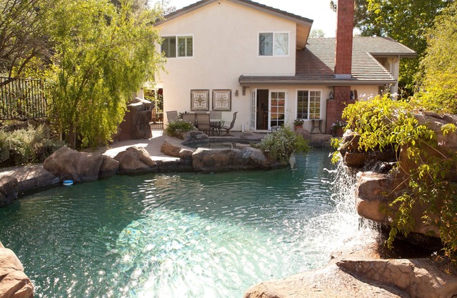 Enorme casa de ensueño de California con piscina cerca de Malibu Universal / Hollywood / Disneyland