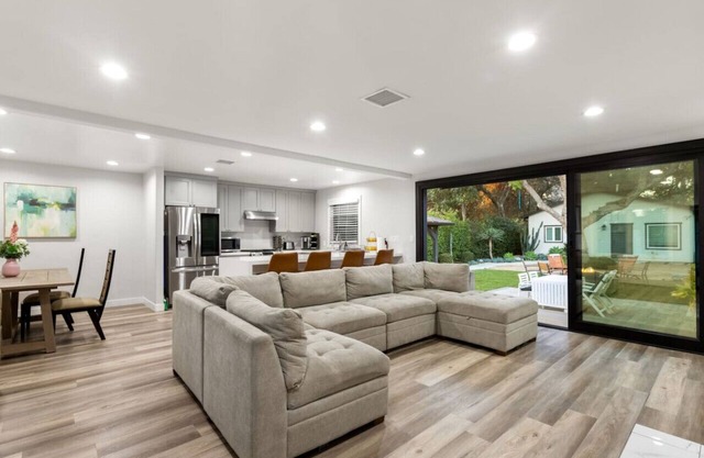 Huge & modern home near 5Cs