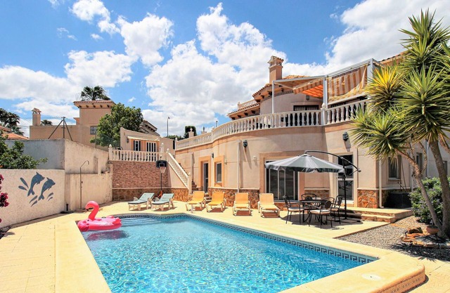6 Zimmer Unterkunft in San Miguel de Salinas