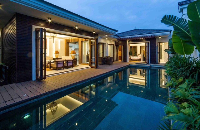 Hui Zhou Hou Niao Shui Rong Zhuang Villa