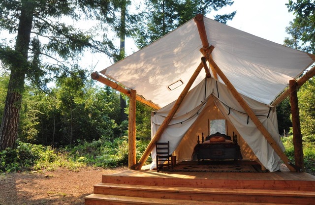 Humboldt Glamping! A unique experience...Your very own private camp!