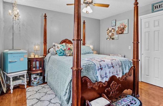 Hummingbird Inn - The Gabriella Opal