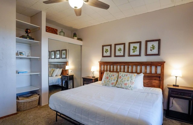 Hummingbird Suite - Your Relaxing Ozark Getaway