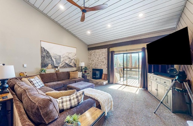 Huntington Lake Condo #102