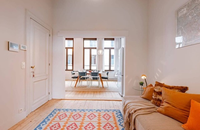 Huswell - Charming mansion in vibrant Antwerp