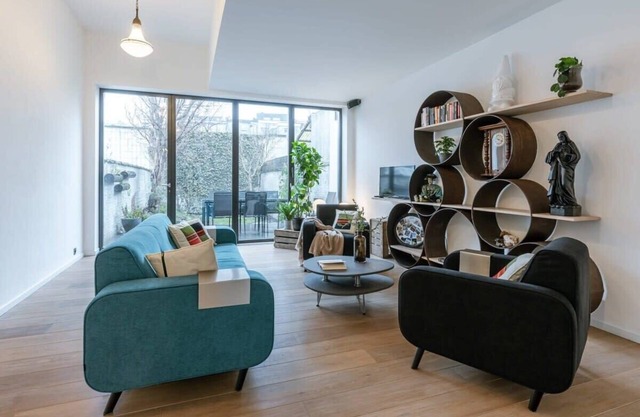 Huswell - Charming retreat, 15 Minutes to Station