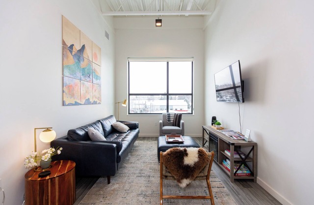 Hyalite View:Midtown Bozeman