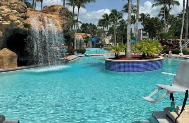Hyatt Coconut Cove 1 BR Golf, Lazy River