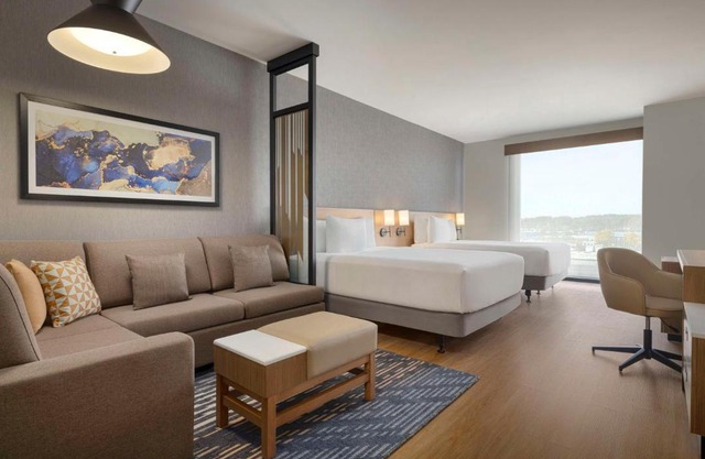 Hyatt Place Windsor