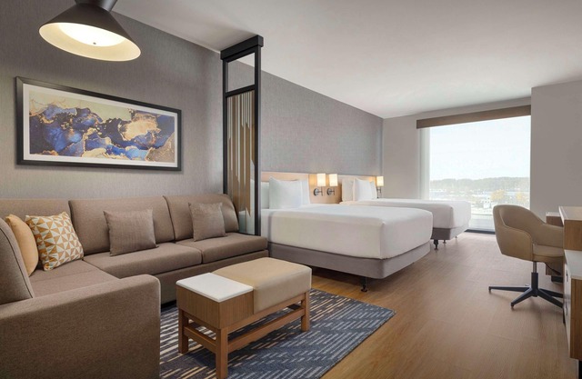 Hyatt Place Windsor