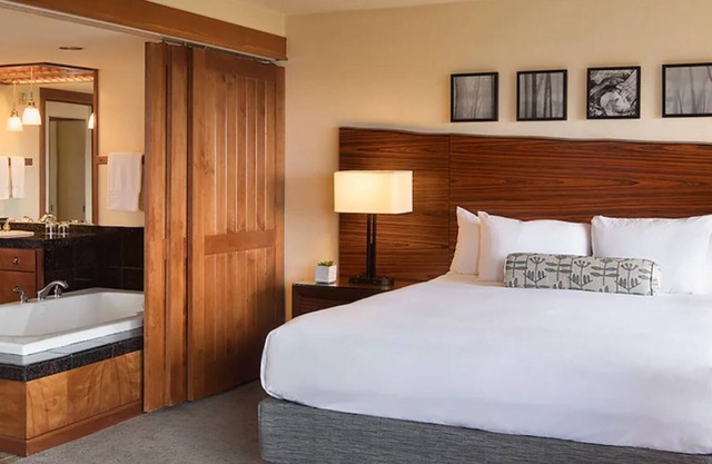 Hyatt Residence Club Carmel, Highlands Inn One Bedroom Villa Thanksgiving