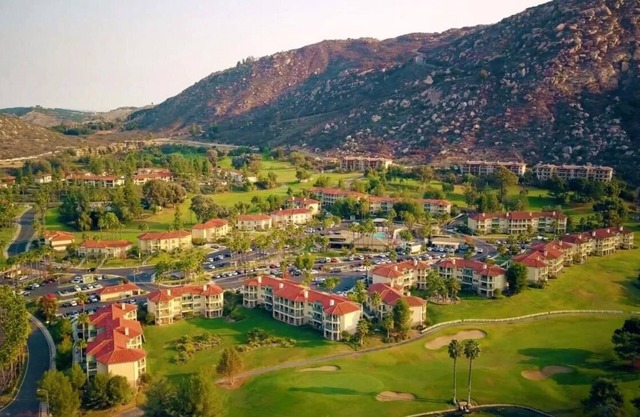 Hyatt Vacation Club At The Welk -Luxury Resort w/ Golf, Pools, Water Parks +more
