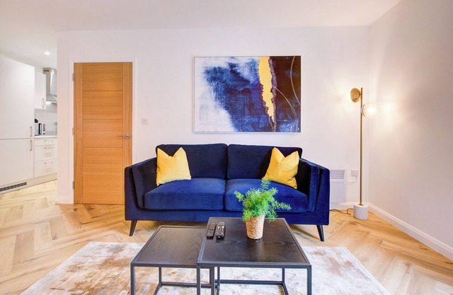 Hybrid Resi - Mitcham |2 Bed Apartment