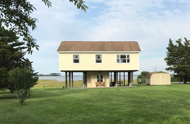 HYDE OUT - Ufergegend Blick auf Assateague Island