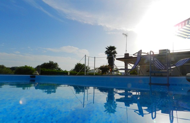 Rainbow Holiday Home - entspannende Villa & Pool 12 km von Syrakus entfernt -