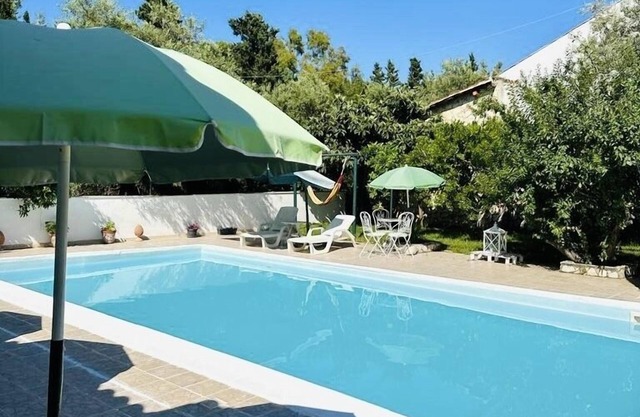 Wohnung in Villa mit Pool und Panoramablick