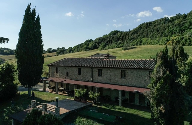 Ich Reucci - Haus 22/28 Personen mit beheiztem Pool, Garten, Wi-Fi, Spiele