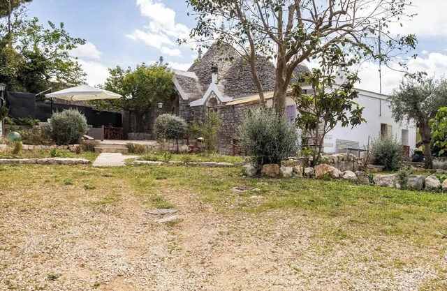 I Trulli di Zizì: Uralte Trulli im Valle D'Itria
