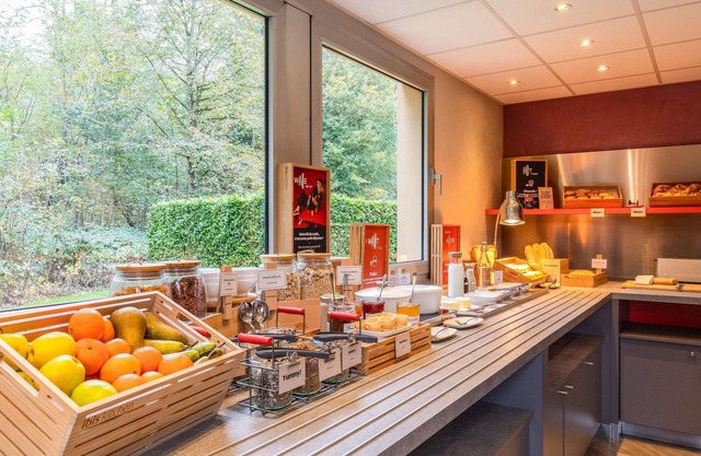 Ibis Jouy en Josas Velizy