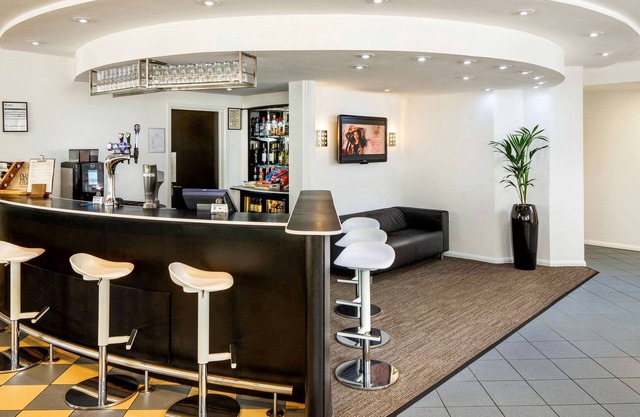 ibis Preston North