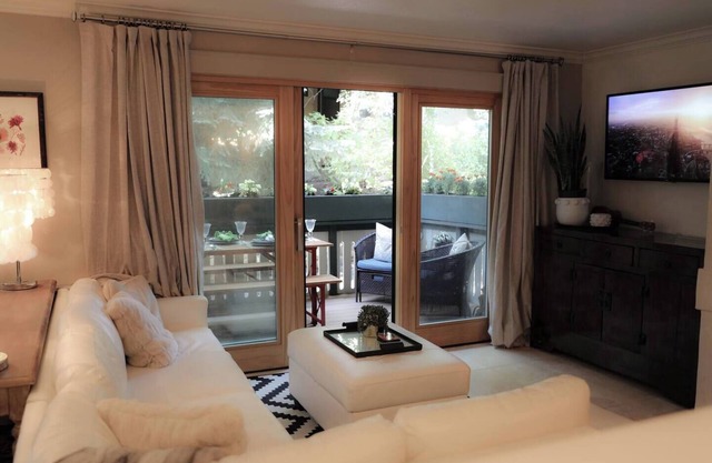 Prospector Condo, neu in VRBO, zu Fuß zu den Liften, Whirlpool, Tennisplätze Sommerpool