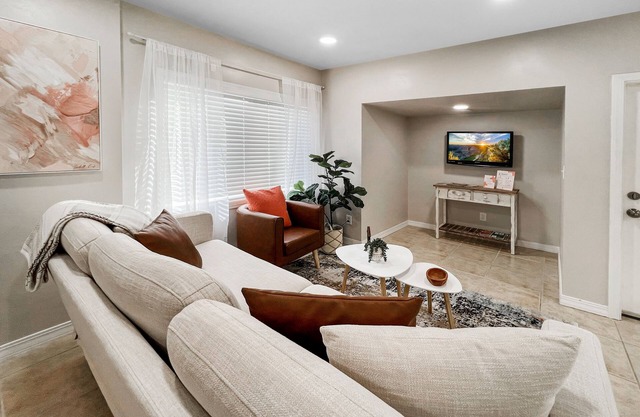 Idaho Adventure Cottage- Located in Jerome ID