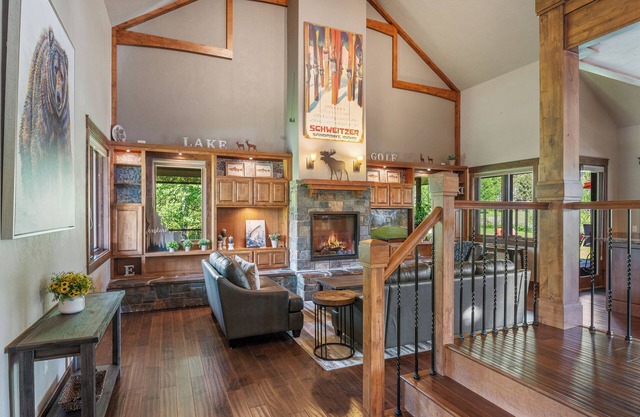 Idaho Club Fairway Custom Home with Hot Tub