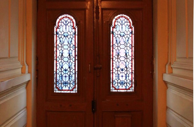 ideal Adresse für einen Besucher Paris, vor kurzem eingerichtet, schöne Annehmlichkeiten, Möbel.