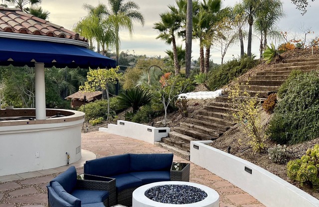Ideal for family stay's and convience to North County San Diego.