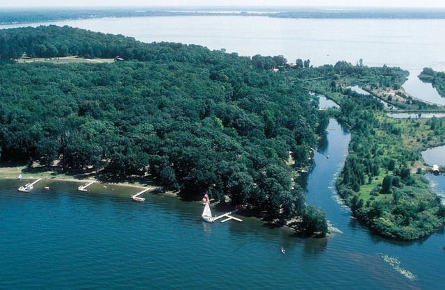 Ideale Lage auf einer Ebene, Sandy Shore am wunderschönen Gull Lake in Brainerd Lakes