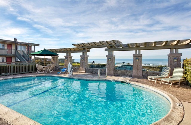 Ideal Oceanfront Getaway | 2 Units | Short Drive from San Simeon State Park