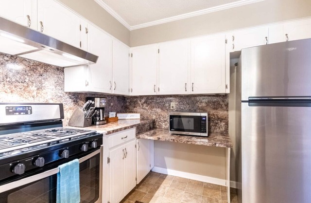 ALWD1 · ALL NEW Two Bedroom Duplex in Historic North Littl