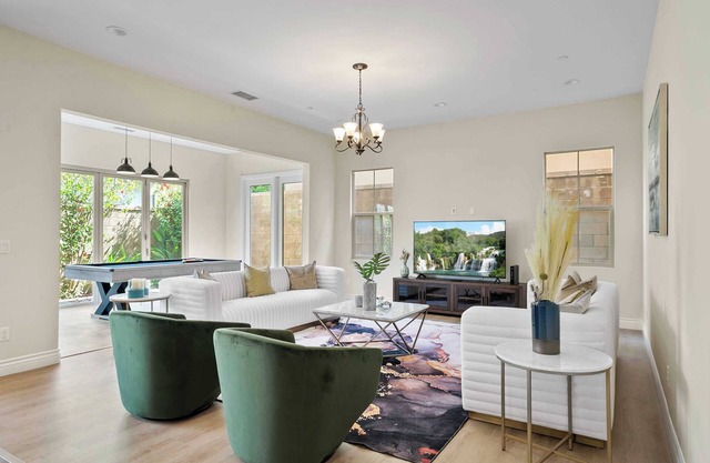 Idyllic Retreat 4BR Home in Nature's Embrace - Perfect for Relaxation #7341
