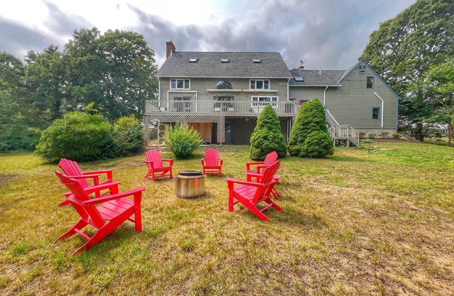 Idyllic Retreat, Swan Pond Views