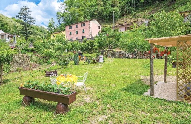 2 Zimmer Unterkunft in Bagni di Lucca -LU-