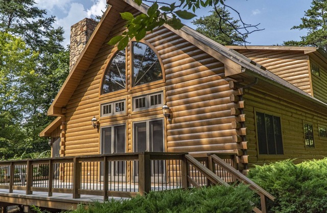 Geräumiges Blockhaus in fußläufiger Entfernung zum See, ideal zum Kajakfahren!