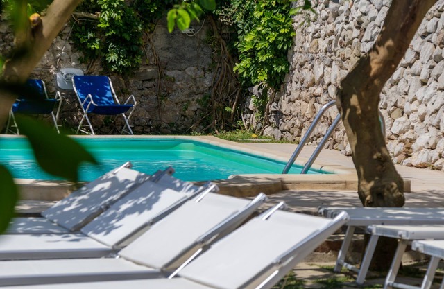apartamento superior con vistas al mar