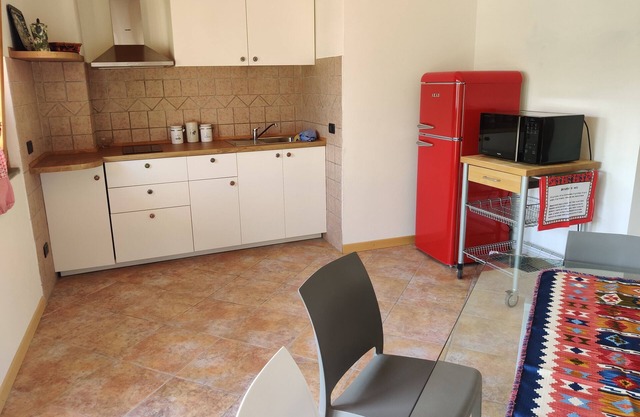 "Il Gelsomino" apartment in fabulous village