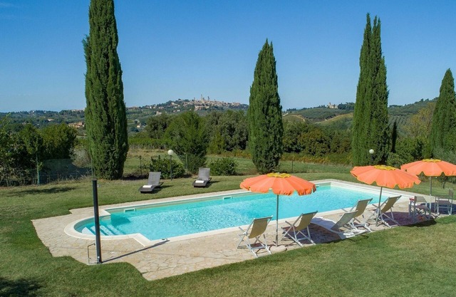 Il Pascolo, San Gimignano, Siena and Chianti