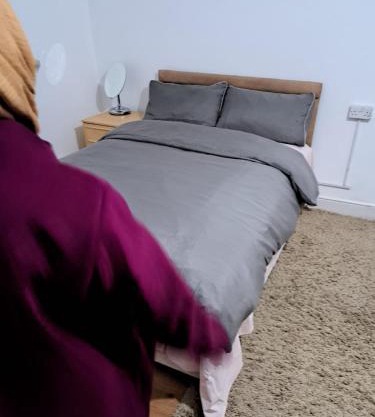 Ilford Town House- Close to London ILFORD Train Station