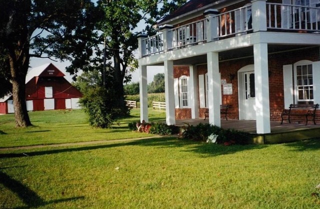 Illinois Historic Cross Home/Barn/Fishing/ATV/RV McLeansboro