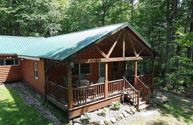 Immaculate Cabin in the Heart of the Tug Hill Region