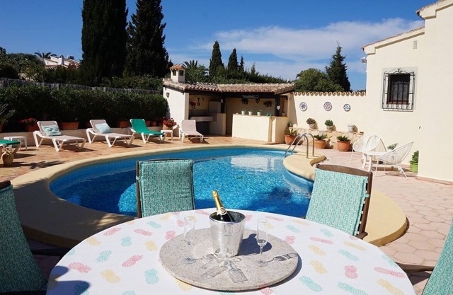 Tadellose freistehende Villa, neben dem Javea Golf Club gelegen,