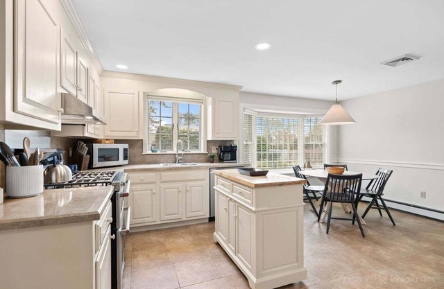 Immaculate in South Harwich, Pool, Walk to Beach: 015-HD