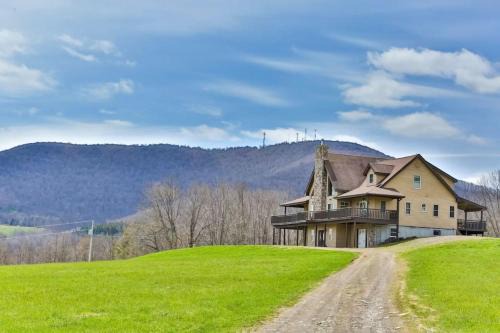 Immaculate Mountain Top Cabin